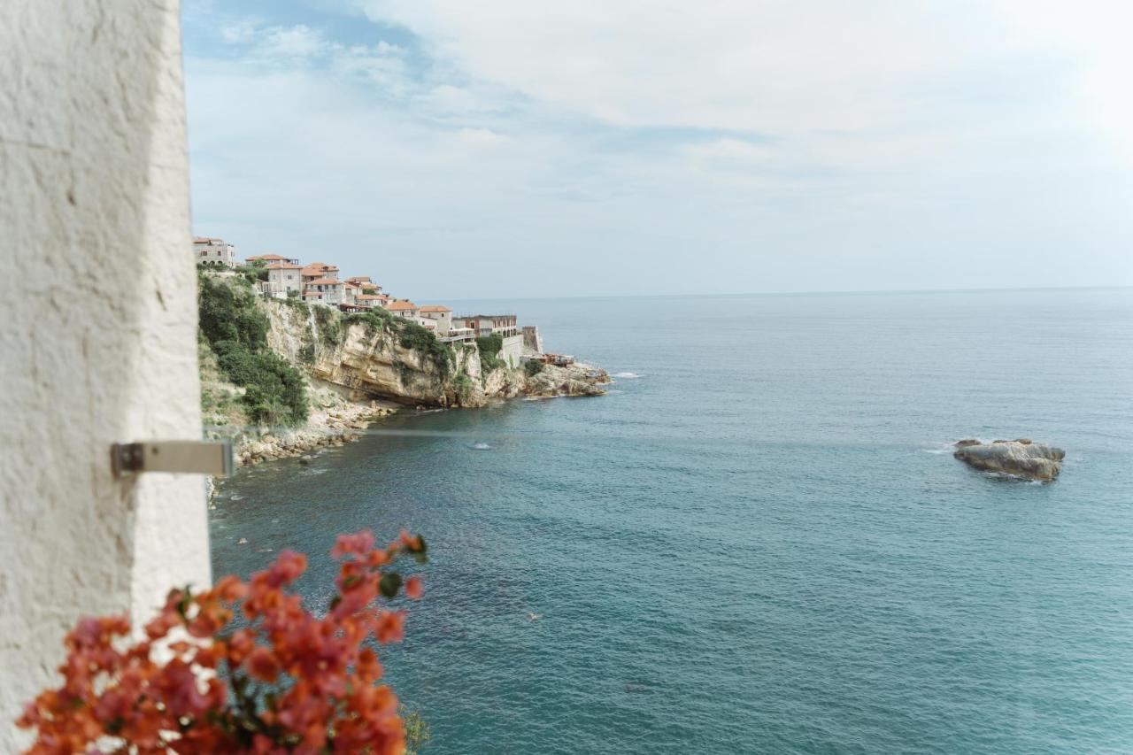 Hotel Maris Ulcinj Exterior photo