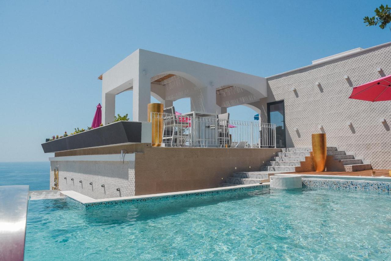 Hotel Maris Ulcinj Exterior photo
